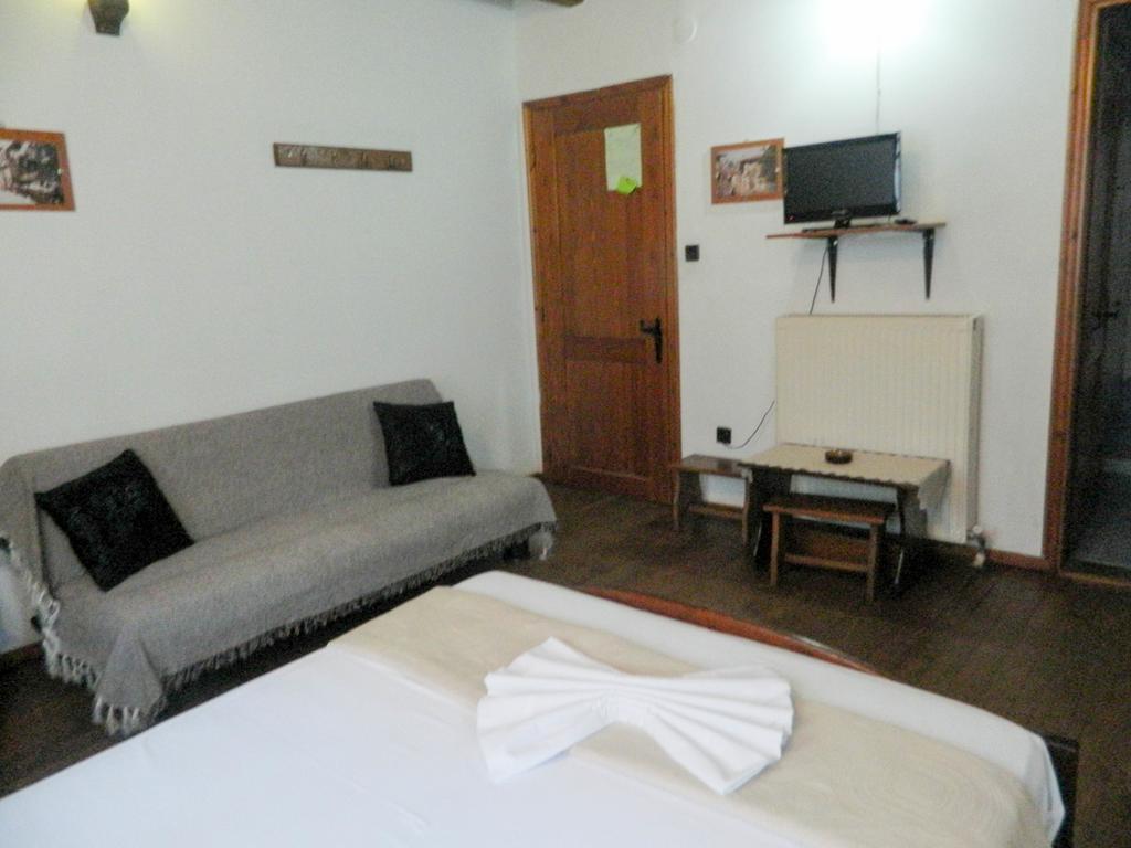 פליאוס פנטלימון Guesthouse Klearchos מראה חיצוני תמונה